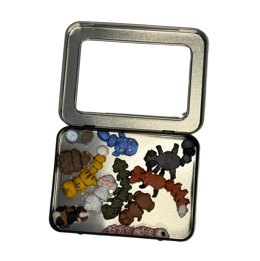 Collector pocket pet set